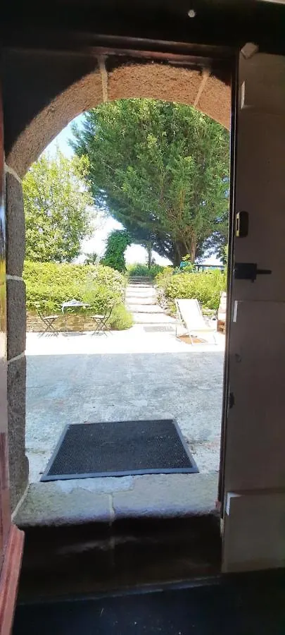 Domaine La Touche Bed and Breakfast Pleine-Fougères 0*,